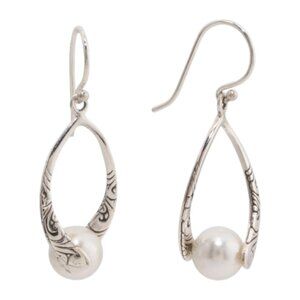 ANNIKA WITT Made In Bali Sterling Silver Captured Shell Pearl Teardrop Earrings